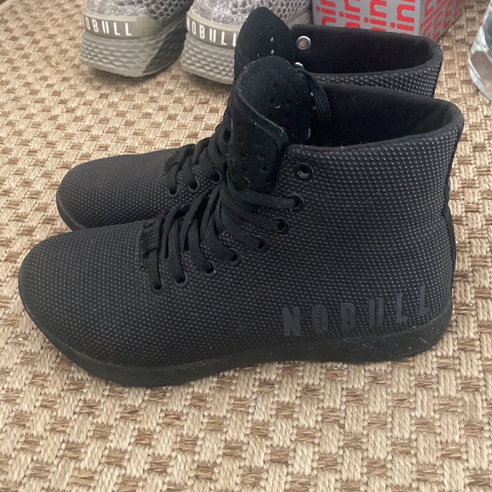 NOBULL high top trainer | Black | W8.5